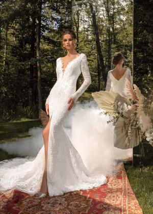 Boat Neck Ivory Lace Tulle Slit Anniversary Wedding Dress